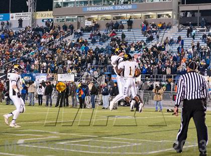 Thumbnail 2 in Bishop McDevitt vs. Archbishop Wood (PIAA Class AAA Final) photogallery.