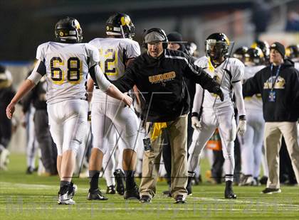 Thumbnail 2 in Bishop McDevitt vs. Archbishop Wood (PIAA Class AAA Final) photogallery.