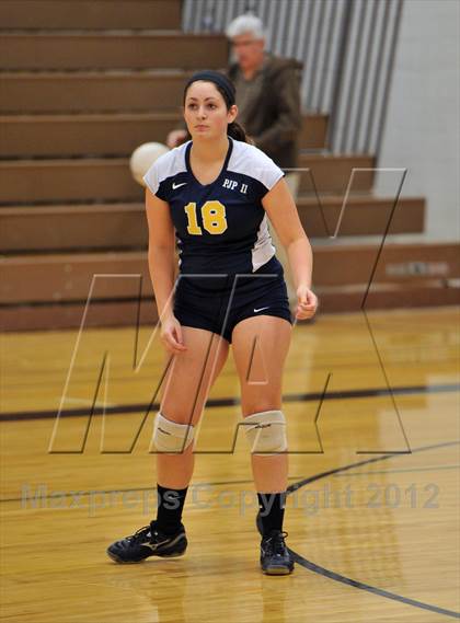 Thumbnail 1 in Pope John Paul II vs. Bethlehem Catholic (PIAA Class AA 1st Round) photogallery.