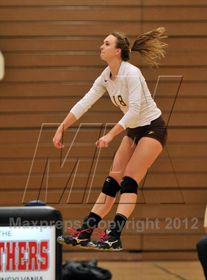 Thumbnail 3 in Pope John Paul II vs. Bethlehem Catholic (PIAA Class AA 1st Round) photogallery.