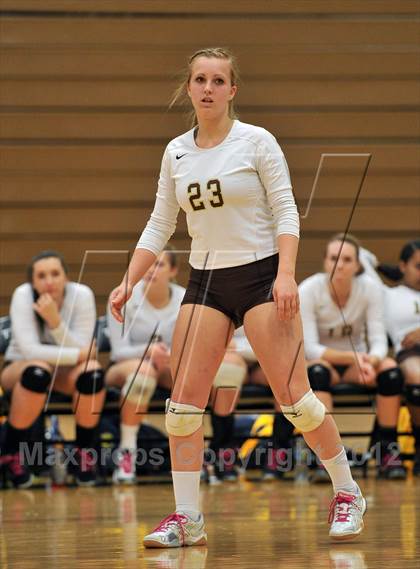 Thumbnail 2 in Pope John Paul II vs. Bethlehem Catholic (PIAA Class AA 1st Round) photogallery.