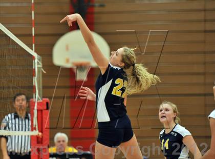 Thumbnail 3 in Pope John Paul II vs. Bethlehem Catholic (PIAA Class AA 1st Round) photogallery.