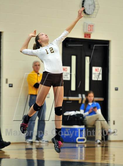 Thumbnail 2 in Pope John Paul II vs. Bethlehem Catholic (PIAA Class AA 1st Round) photogallery.