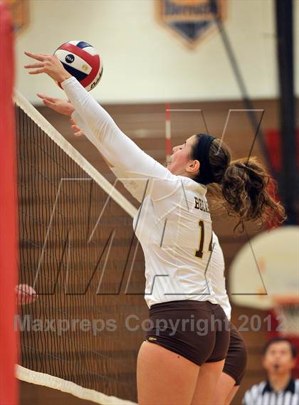 Thumbnail 1 in Pope John Paul II vs. Bethlehem Catholic (PIAA Class AA 1st Round) photogallery.