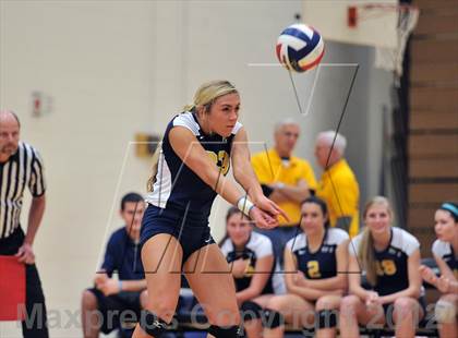 Thumbnail 1 in Pope John Paul II vs. Bethlehem Catholic (PIAA Class AA 1st Round) photogallery.