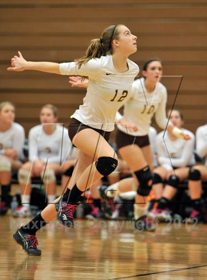 Thumbnail 2 in Pope John Paul II vs. Bethlehem Catholic (PIAA Class AA 1st Round) photogallery.