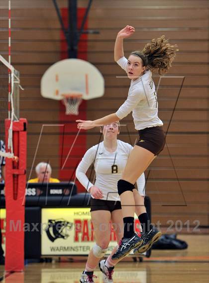 Thumbnail 1 in Pope John Paul II vs. Bethlehem Catholic (PIAA Class AA 1st Round) photogallery.