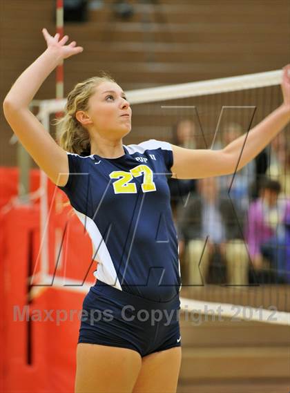 Thumbnail 3 in Pope John Paul II vs. Bethlehem Catholic (PIAA Class AA 1st Round) photogallery.