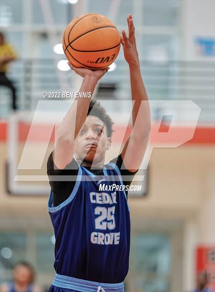Thumbnail 1 in Cedar Grove @ Dutchtown photogallery.