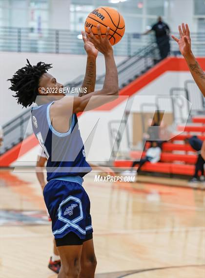 Thumbnail 1 in Cedar Grove @ Dutchtown photogallery.