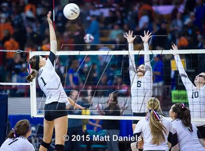 Thumbnail 2 in Valley vs. Pagosa Springs (CHSAA 3A Playoff) photogallery.