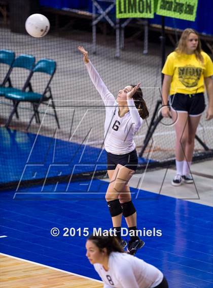 Thumbnail 2 in Valley vs. Pagosa Springs (CHSAA 3A Playoff) photogallery.