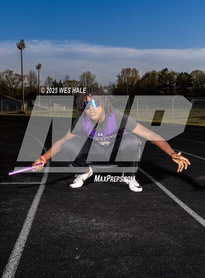 Thumbnail 2 in DeSoto Central (Team & Individual) photogallery.