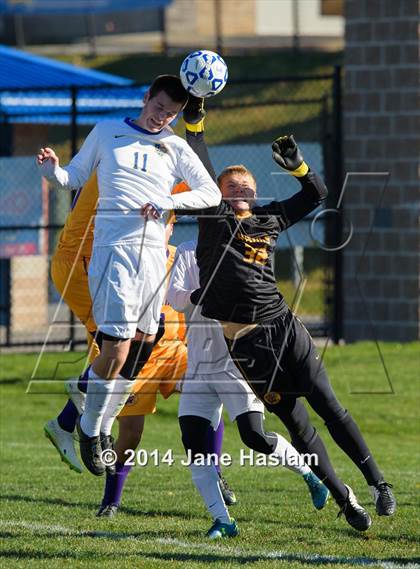 Thumbnail 1 in Lansing vs. Rhinebeck (NYSPHSAA Class C Semifinal) photogallery.