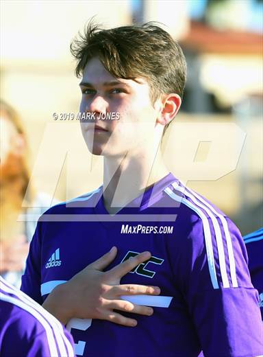 null - Photo 01