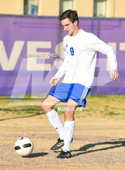 Thumbnail 3 in Kingman @ Northwest Christian photogallery.
