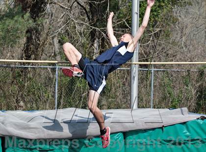 Thumbnail 2 in Mountain Press Relays photogallery.