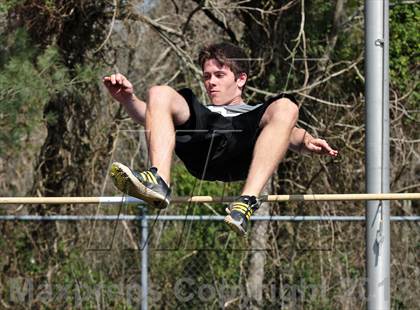 Thumbnail 2 in Mountain Press Relays photogallery.