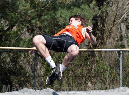 Thumbnail 2 in Mountain Press Relays photogallery.