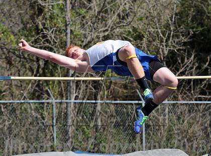 Thumbnail 3 in Mountain Press Relays photogallery.