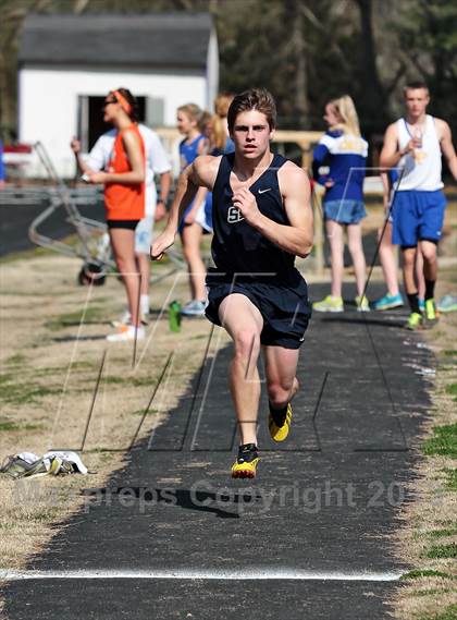 Thumbnail 2 in Mountain Press Relays photogallery.
