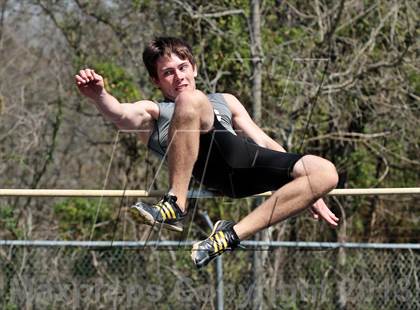 Thumbnail 2 in Mountain Press Relays photogallery.