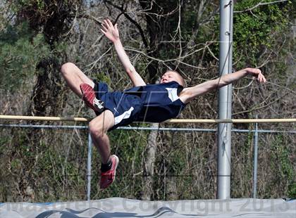 Thumbnail 3 in Mountain Press Relays photogallery.