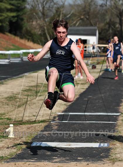 Thumbnail 2 in Mountain Press Relays photogallery.