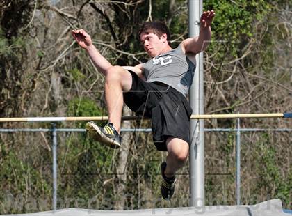 Thumbnail 1 in Mountain Press Relays photogallery.