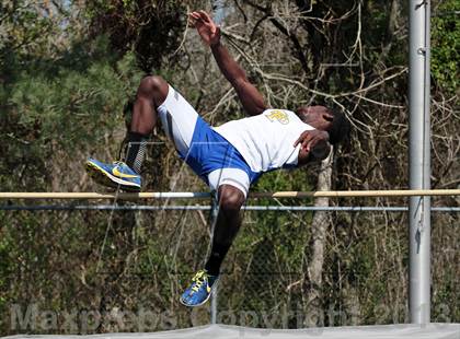 Thumbnail 3 in Mountain Press Relays photogallery.