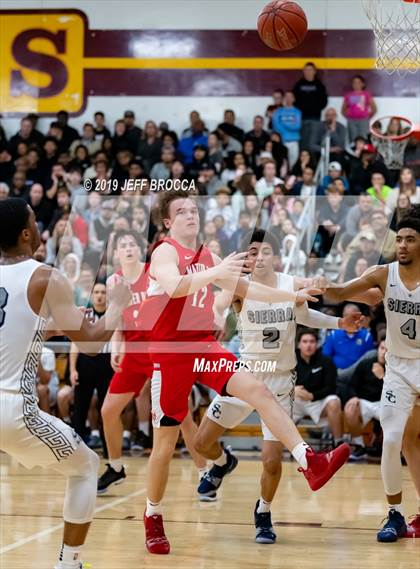 Thumbnail 2 in Mater Dei @ Sierra Canyon (Open Division) CIF Regional Finals photogallery.