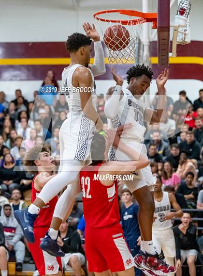 Thumbnail 2 in Mater Dei @ Sierra Canyon (Open Division) CIF Regional Finals photogallery.