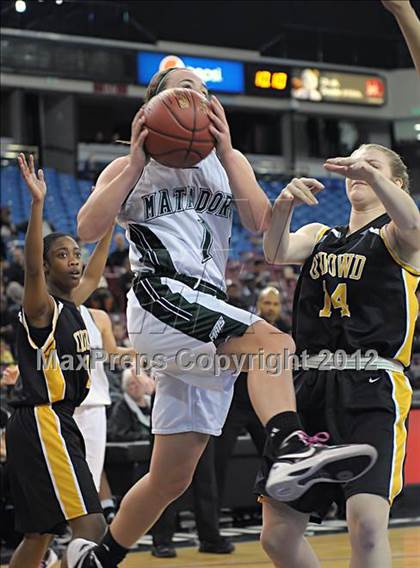 Thumbnail 1 in Miramonte vs. Bishop O'Dowd (CIF D3 NorCal Regional Final) photogallery.