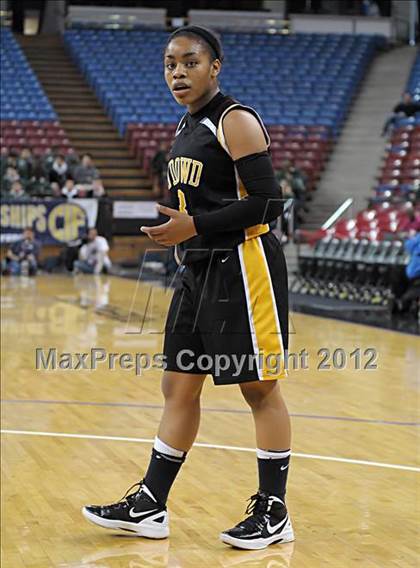Thumbnail 2 in Miramonte vs. Bishop O'Dowd (CIF D3 NorCal Regional Final) photogallery.