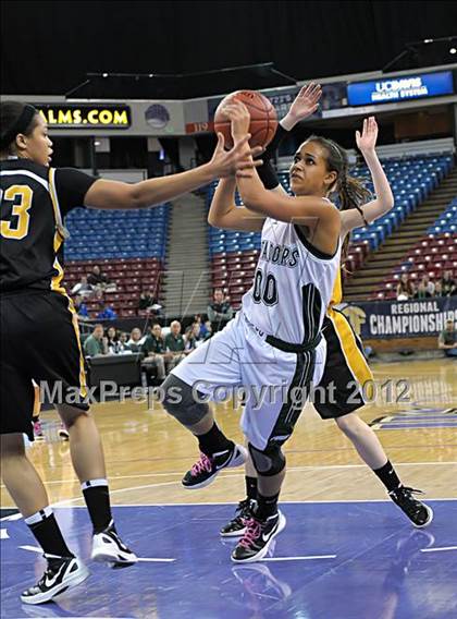 Thumbnail 1 in Miramonte vs. Bishop O'Dowd (CIF D3 NorCal Regional Final) photogallery.