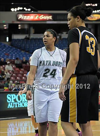 Thumbnail 2 in Miramonte vs. Bishop O'Dowd (CIF D3 NorCal Regional Final) photogallery.