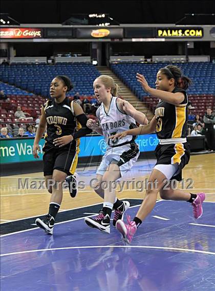 Thumbnail 3 in Miramonte vs. Bishop O'Dowd (CIF D3 NorCal Regional Final) photogallery.