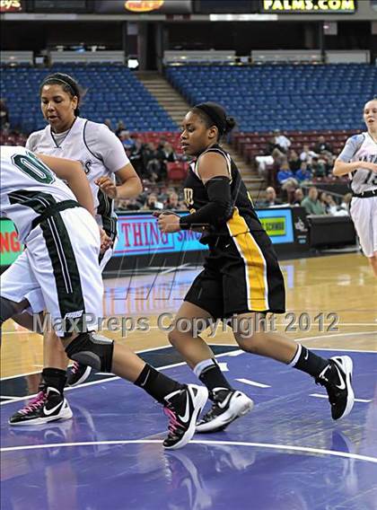 Thumbnail 1 in Miramonte vs. Bishop O'Dowd (CIF D3 NorCal Regional Final) photogallery.