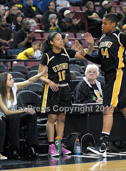 Thumbnail 3 in Miramonte vs. Bishop O'Dowd (CIF D3 NorCal Regional Final) photogallery.
