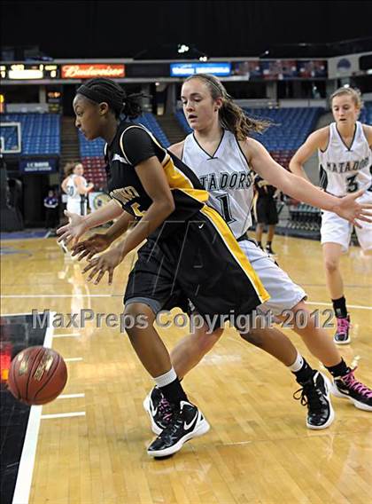 Thumbnail 3 in Miramonte vs. Bishop O'Dowd (CIF D3 NorCal Regional Final) photogallery.
