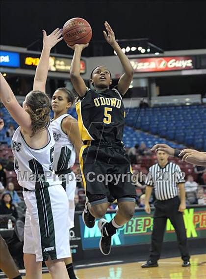 Thumbnail 2 in Miramonte vs. Bishop O'Dowd (CIF D3 NorCal Regional Final) photogallery.