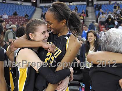 Thumbnail 3 in Miramonte vs. Bishop O'Dowd (CIF D3 NorCal Regional Final) photogallery.