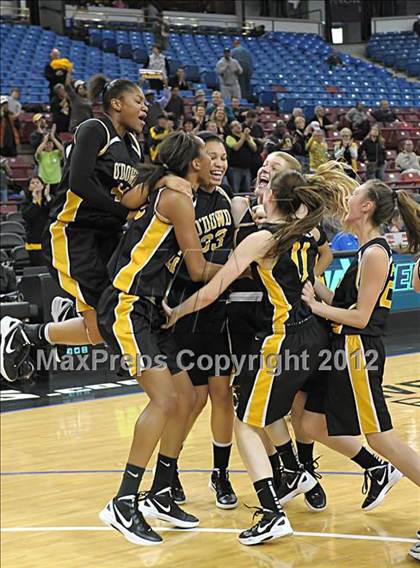 Thumbnail 1 in Miramonte vs. Bishop O'Dowd (CIF D3 NorCal Regional Final) photogallery.