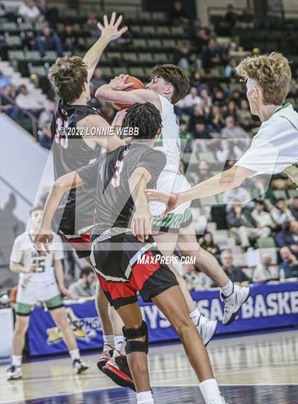 Thumbnail 3 in Seton Catholic Central vs Friends Academy (NYSPHSAA Class B Semifinal) photogallery.