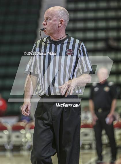 Thumbnail 3 in Seton Catholic Central vs Friends Academy (NYSPHSAA Class B Semifinal) photogallery.