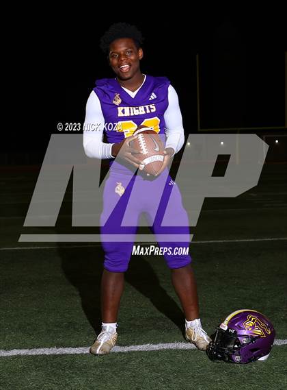 Thumbnail 3 in Lynwood Varsity Football Photo Shoot photogallery.