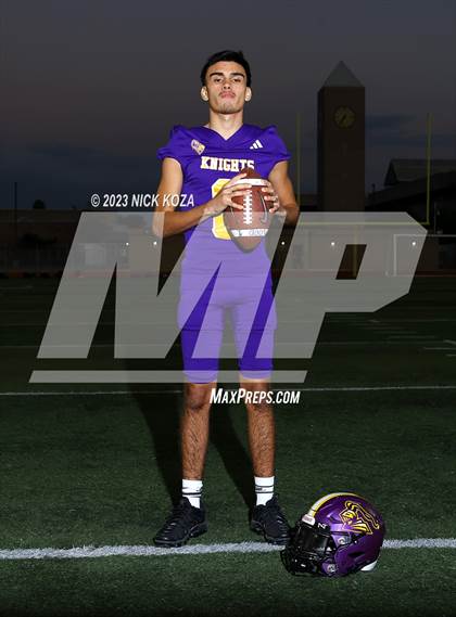 Thumbnail 1 in Lynwood Varsity Football Photo Shoot photogallery.