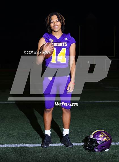 Thumbnail 1 in Lynwood Varsity Football Photo Shoot photogallery.
