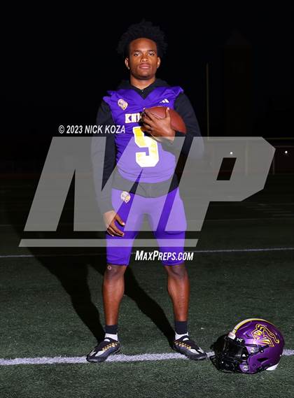 Thumbnail 1 in Lynwood Varsity Football Photo Shoot photogallery.