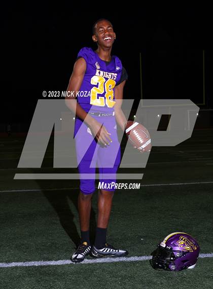 Thumbnail 3 in Lynwood Varsity Football Photo Shoot photogallery.
